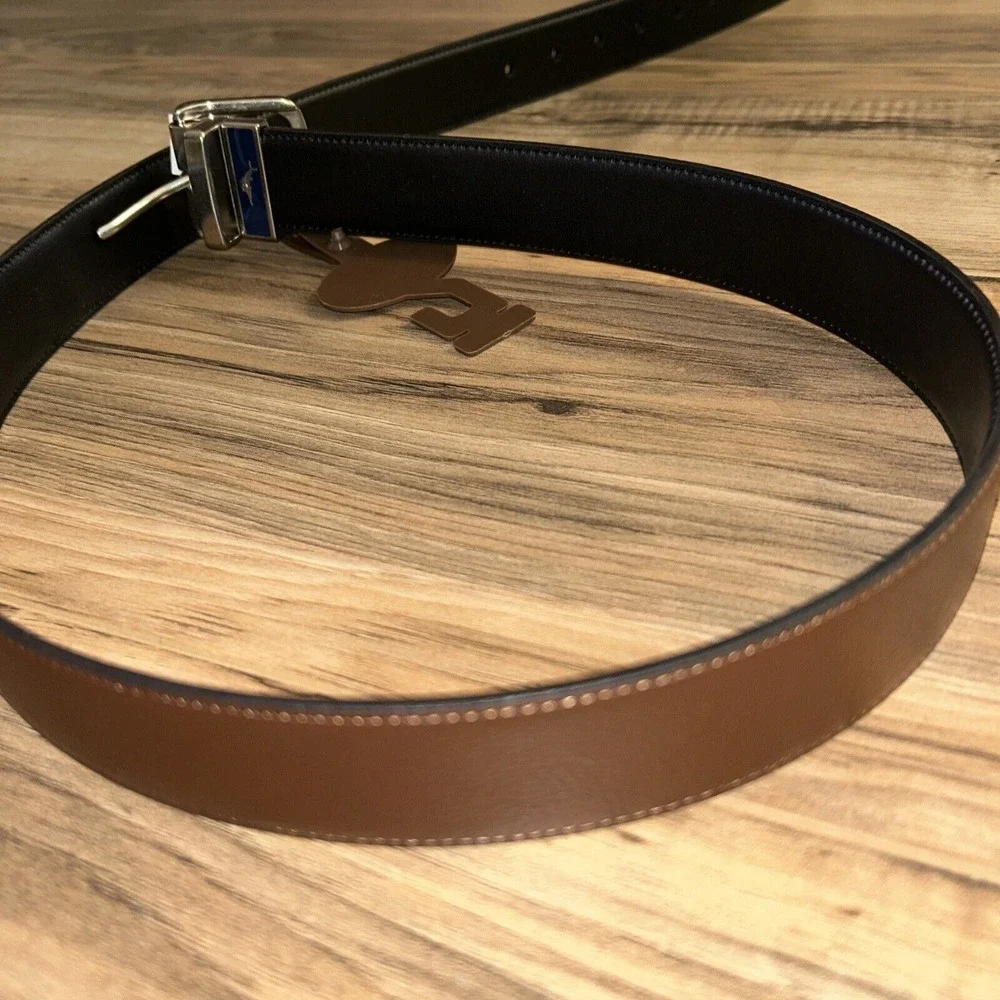 Tommy Bahama Men's‎ Reversible Black/Brown Leather Belt...